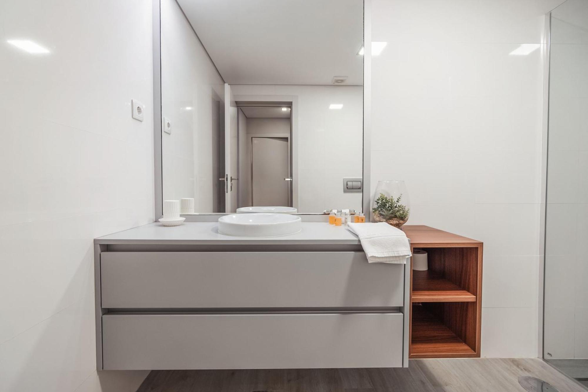 Porto & Douro Vista Apartments By Inviting Valbom  Exterior foto